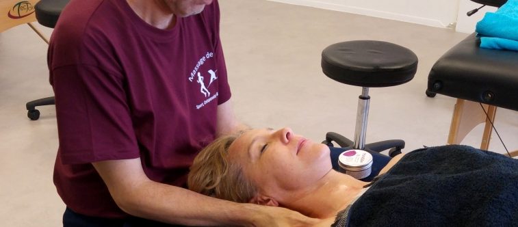 Ontspannende massage tegen hoofdpijn