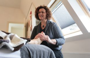 Ontspannen van klachten af met voetreflextherapie