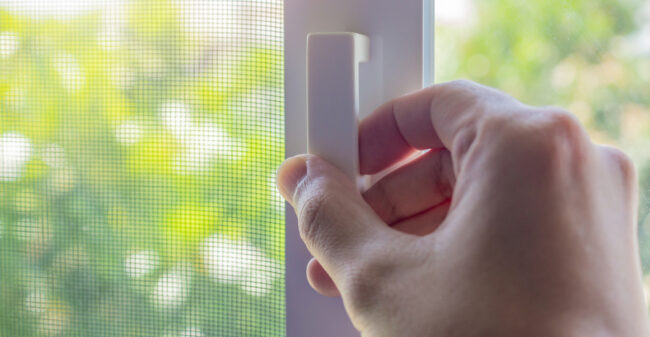 De juiste horren voor draai-kiepramen